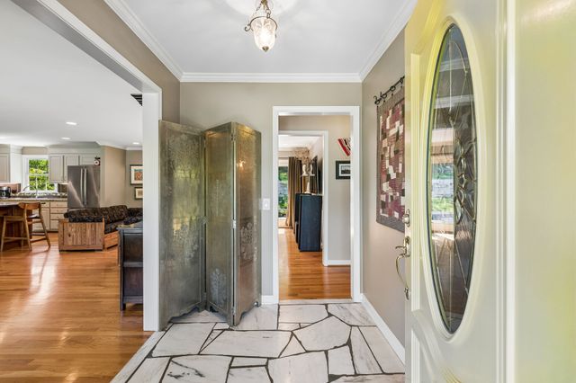 808 Rodney Dr, Nashville, TN 37205