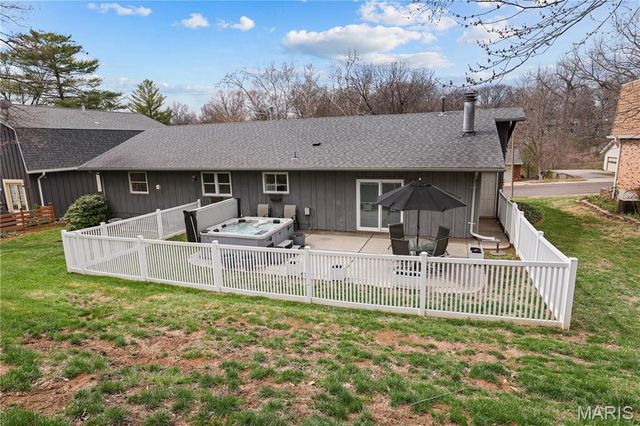 1226 Beaver Trail Drive, Ferguson, MO 63135