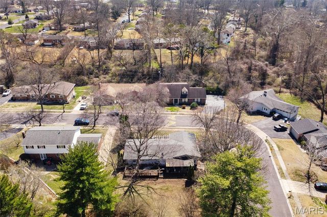 1226 Beaver Trail Drive, Ferguson, MO 63135