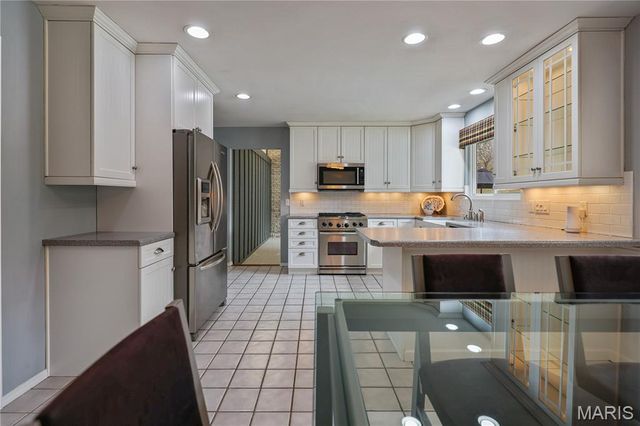 1226 Beaver Trail Drive, Ferguson, MO 63135