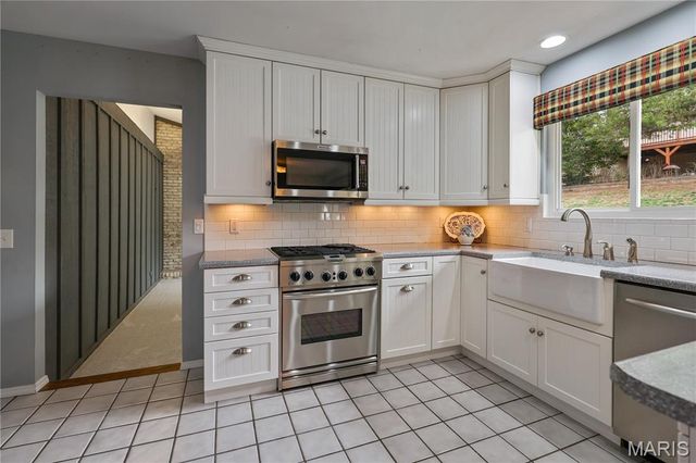 1226 Beaver Trail Drive, Ferguson, MO 63135