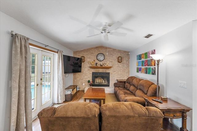 735 PARK AVENUE, Orange City, FL 32763