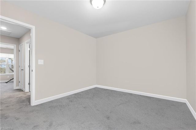 112 Mccleskey Drive, Yadkinville, NC 27055