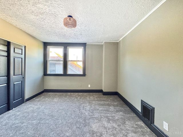 2908 Montclair Avenue, Cincinnati, OH 45211