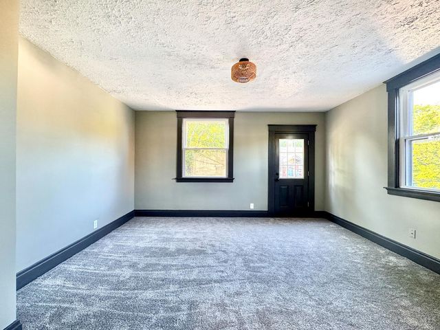 2908 Montclair Avenue, Cincinnati, OH 45211
