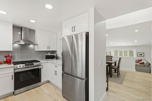 1260 Soria Glen, Escondido, CA 92026