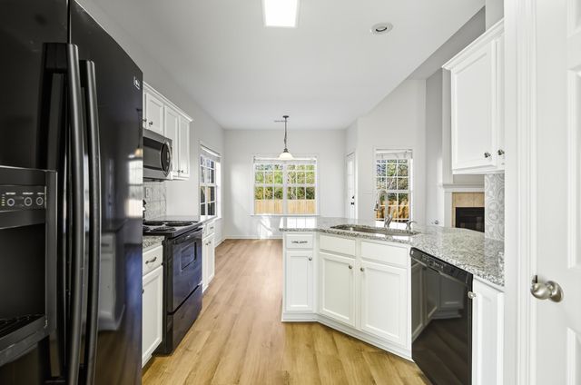 8544 GRIFFIN PARK DR, Memphis, TN 38018