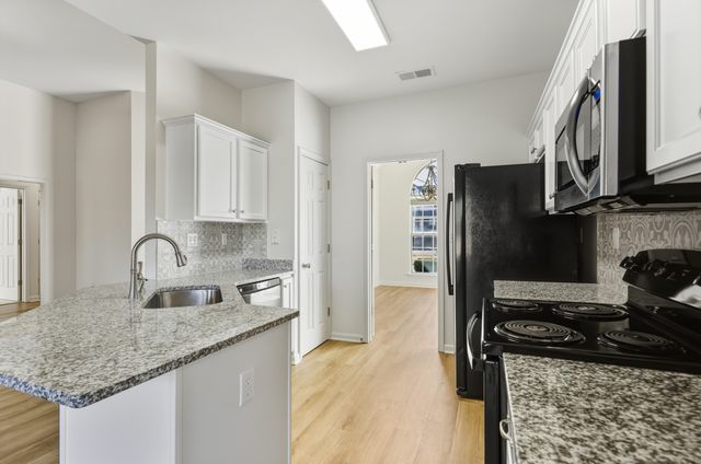 8544 GRIFFIN PARK DR, Memphis, TN 38018