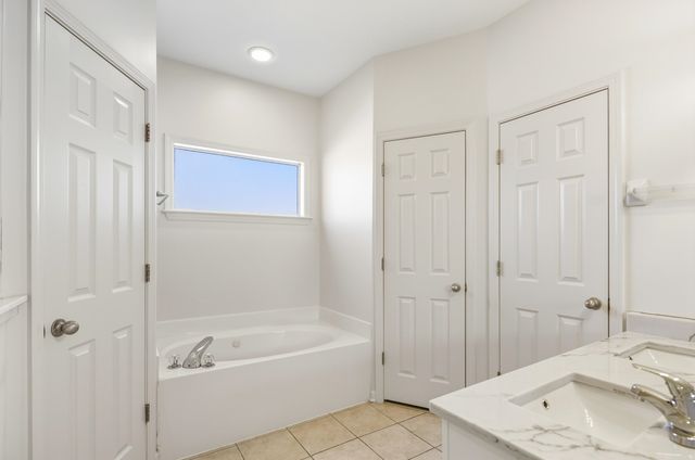 8544 GRIFFIN PARK DR, Memphis, TN 38018