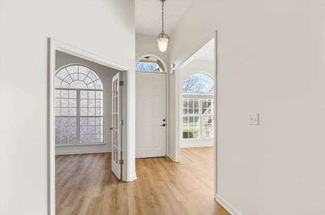 8544 GRIFFIN PARK DR, Memphis, TN 38018