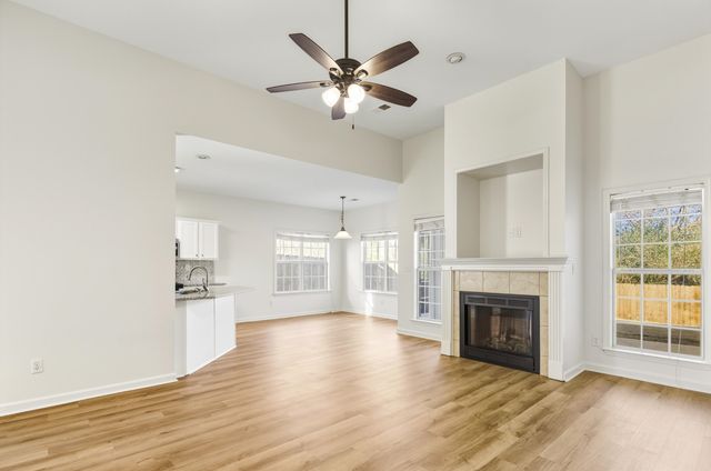 8544 GRIFFIN PARK DR, Memphis, TN 38018