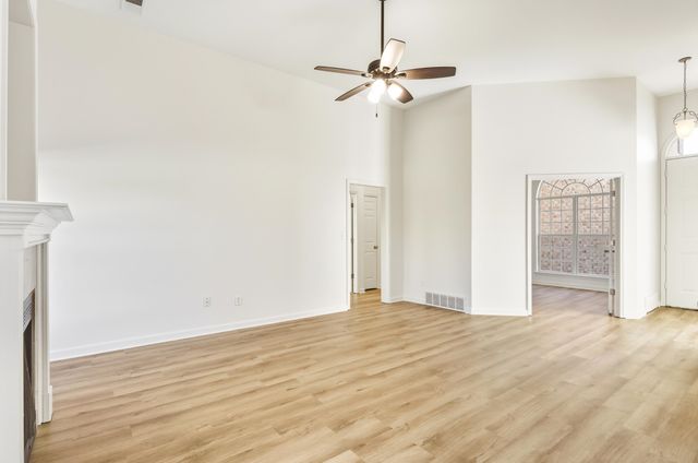 8544 GRIFFIN PARK DR, Memphis, TN 38018