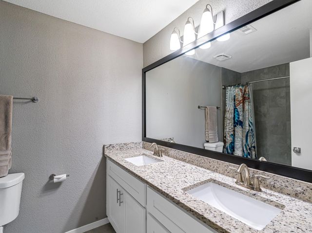 1669 W Sam Houston Parkway S, Houston, TX 77042