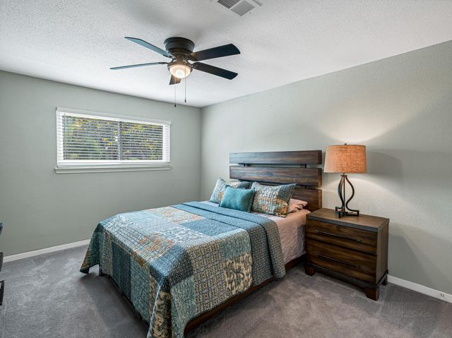 1669 W Sam Houston Parkway S, Houston, TX 77042