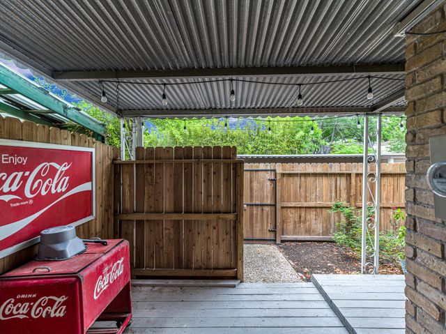 1669 W Sam Houston Parkway S, Houston, TX 77042