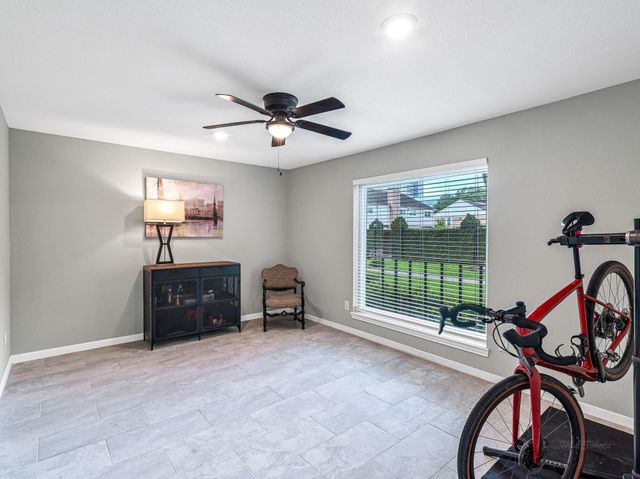 1669 W Sam Houston Parkway S, Houston, TX 77042