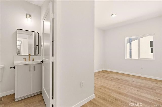 2155 Euclid Avenue B, Long Beach, CA 90815