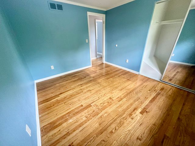 21489 Danbury Street, Woodhaven, MI 48183