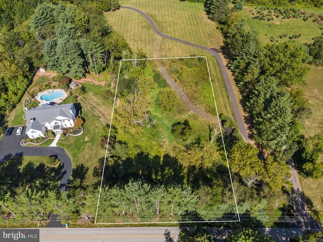 1073 N GRANGE AVE, Collegeville, PA 19426