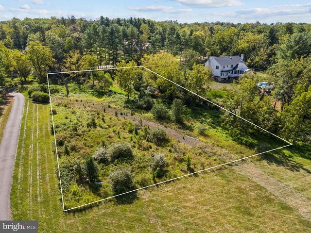 1073 N GRANGE AVE, Collegeville, PA 19426