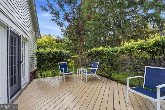 4 EMPRESS CT, Princeton, NJ 08540