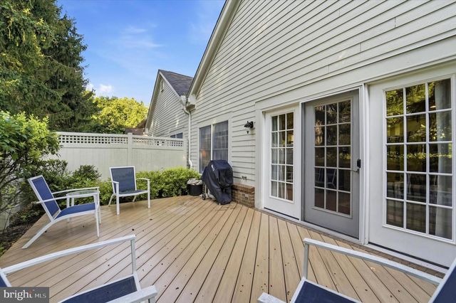 4 EMPRESS CT, Princeton, NJ 08540