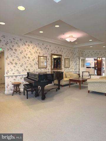 4 EMPRESS CT, Princeton, NJ 08540
