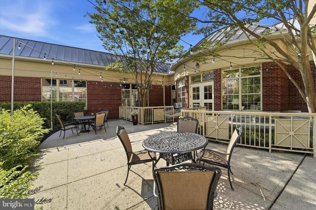 4 EMPRESS CT, Princeton, NJ 08540