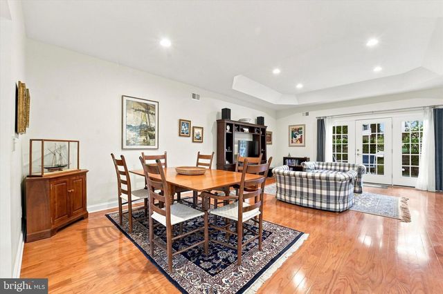 4 EMPRESS CT, Princeton, NJ 08540