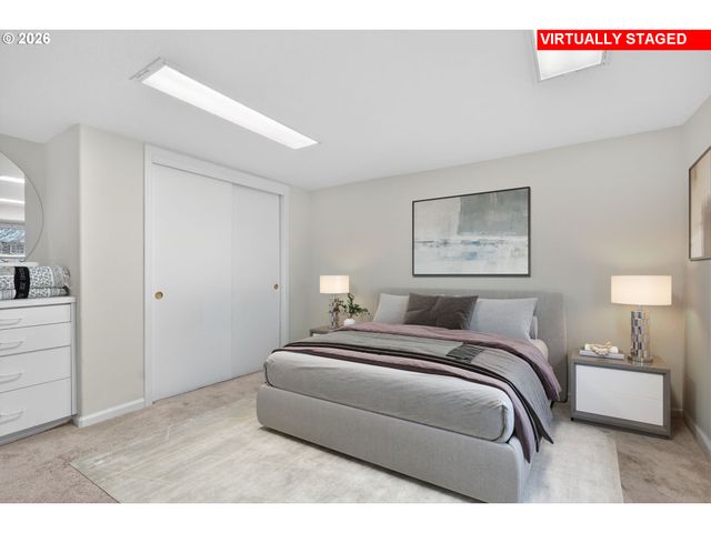 1235 11TH St, West Linn, OR 97068