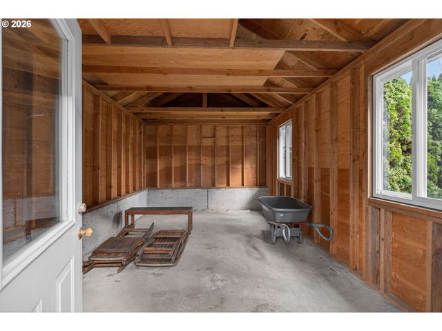 1235 11TH St, West Linn, OR 97068