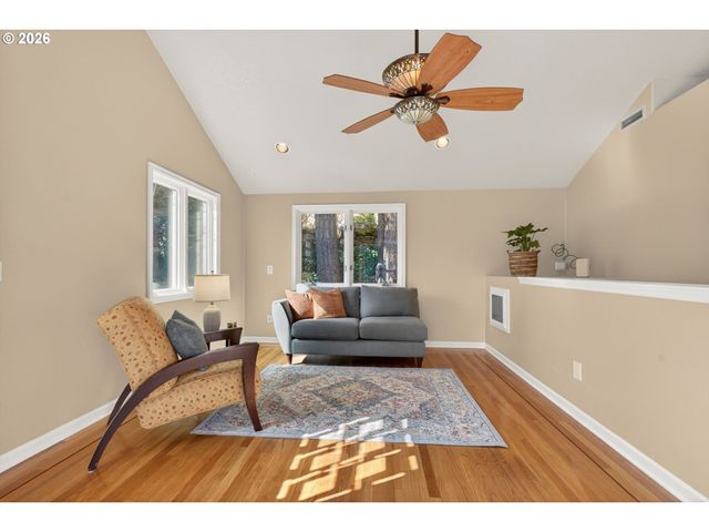 1235 11TH St, West Linn, OR 97068