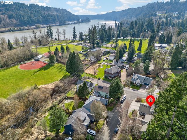 1235 11TH St, West Linn, OR 97068