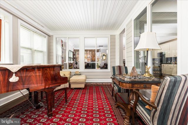 129 TOWHEE DR, Lake Frederick, VA 22630