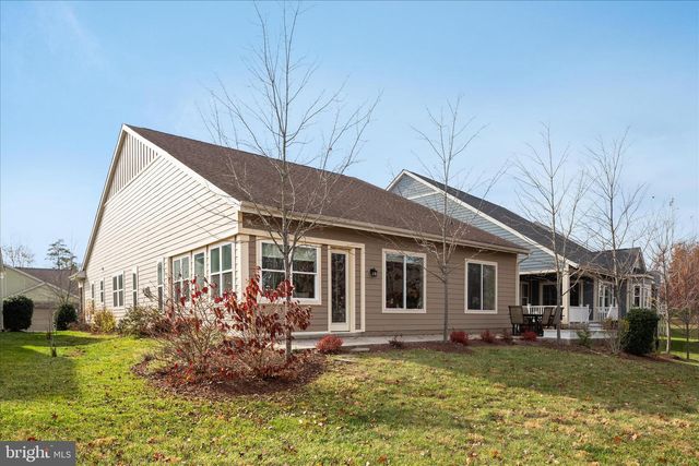 129 TOWHEE DR, Lake Frederick, VA 22630