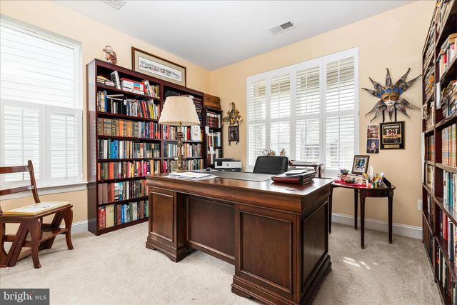 129 TOWHEE DR, Lake Frederick, VA 22630