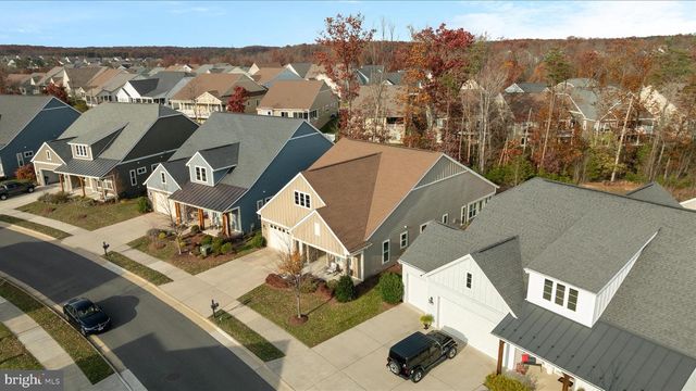 129 TOWHEE DR, Lake Frederick, VA 22630