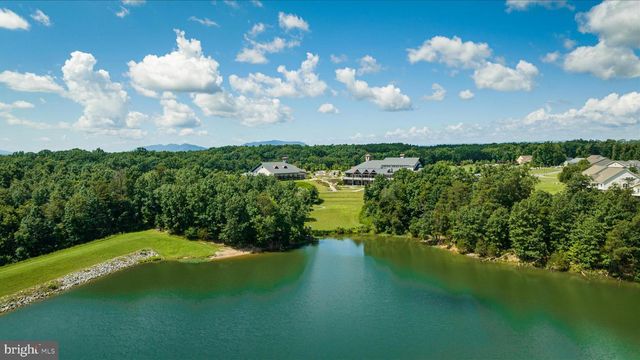 129 TOWHEE DR, Lake Frederick, VA 22630