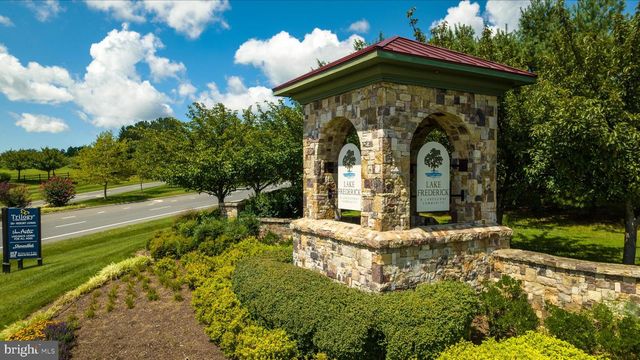 129 TOWHEE DR, Lake Frederick, VA 22630