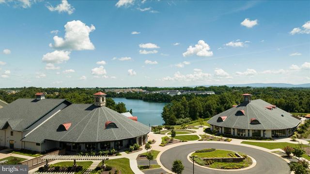 129 TOWHEE DR, Lake Frederick, VA 22630