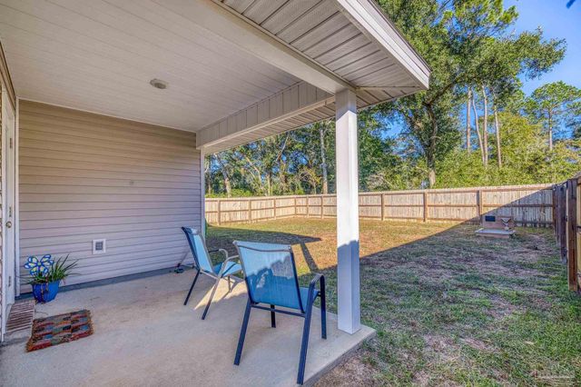 5293 Peach Dr, Pace, FL 32571