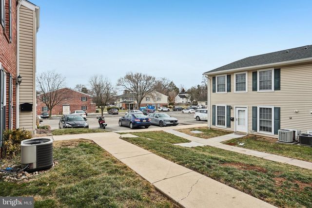 402 MIDDLETON PL, Norristown, PA 19403