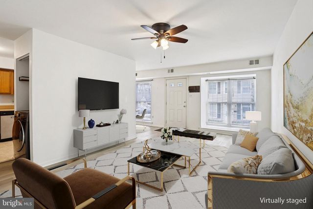 402 MIDDLETON PL, Norristown, PA 19403