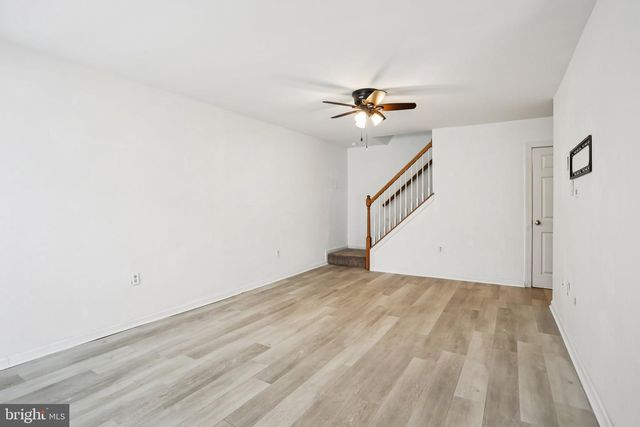 402 MIDDLETON PL, Norristown, PA 19403