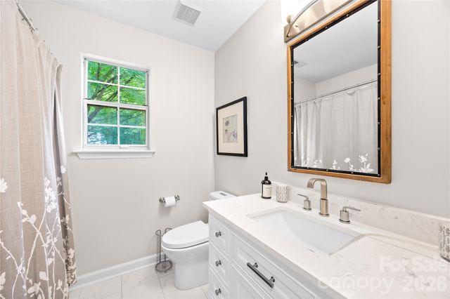 801 Mill Run Drive, Charlotte, NC 28209