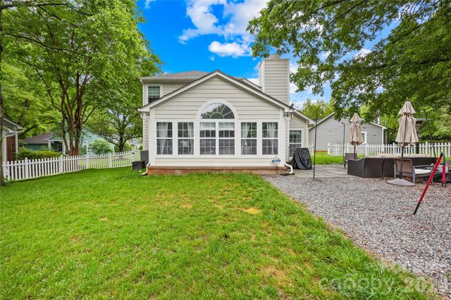801 Mill Run Drive, Charlotte, NC 28209