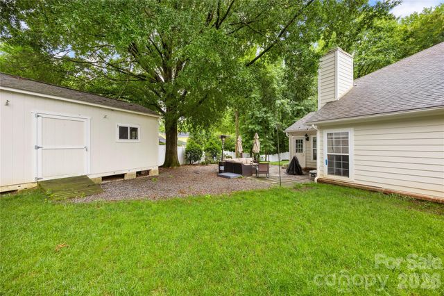 801 Mill Run Drive, Charlotte, NC 28209