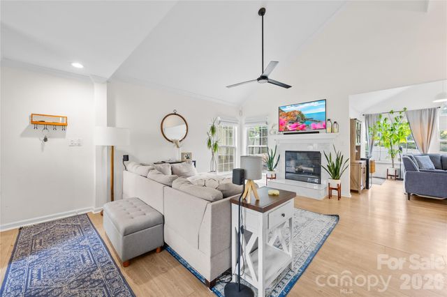 801 Mill Run Drive, Charlotte, NC 28209