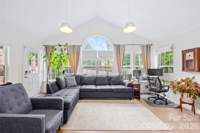 801 Mill Run Drive, Charlotte, NC 28209