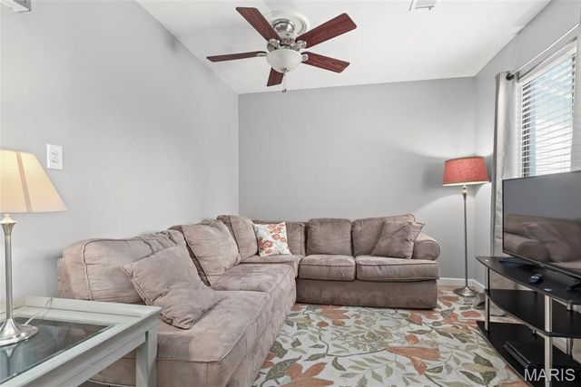 1833 Misty Moss Drive, Maryland Heights, MO 63146